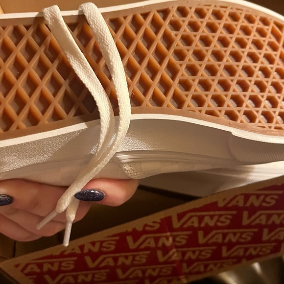 Vans checkerboard low rise big kid size 7 - Picture 2 of 5